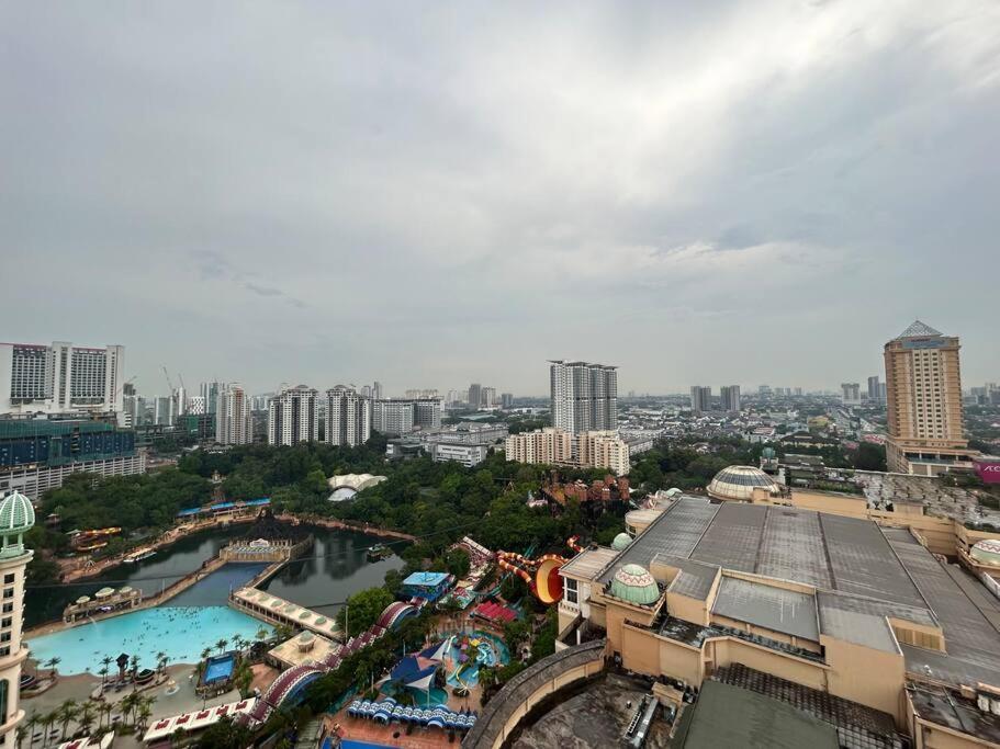 New-Sunwaylagoonfamilysuite-Highest Floor-2-4Pax-Netflix-Balcony-Superfastinternet Petaling Jaya Exterior photo